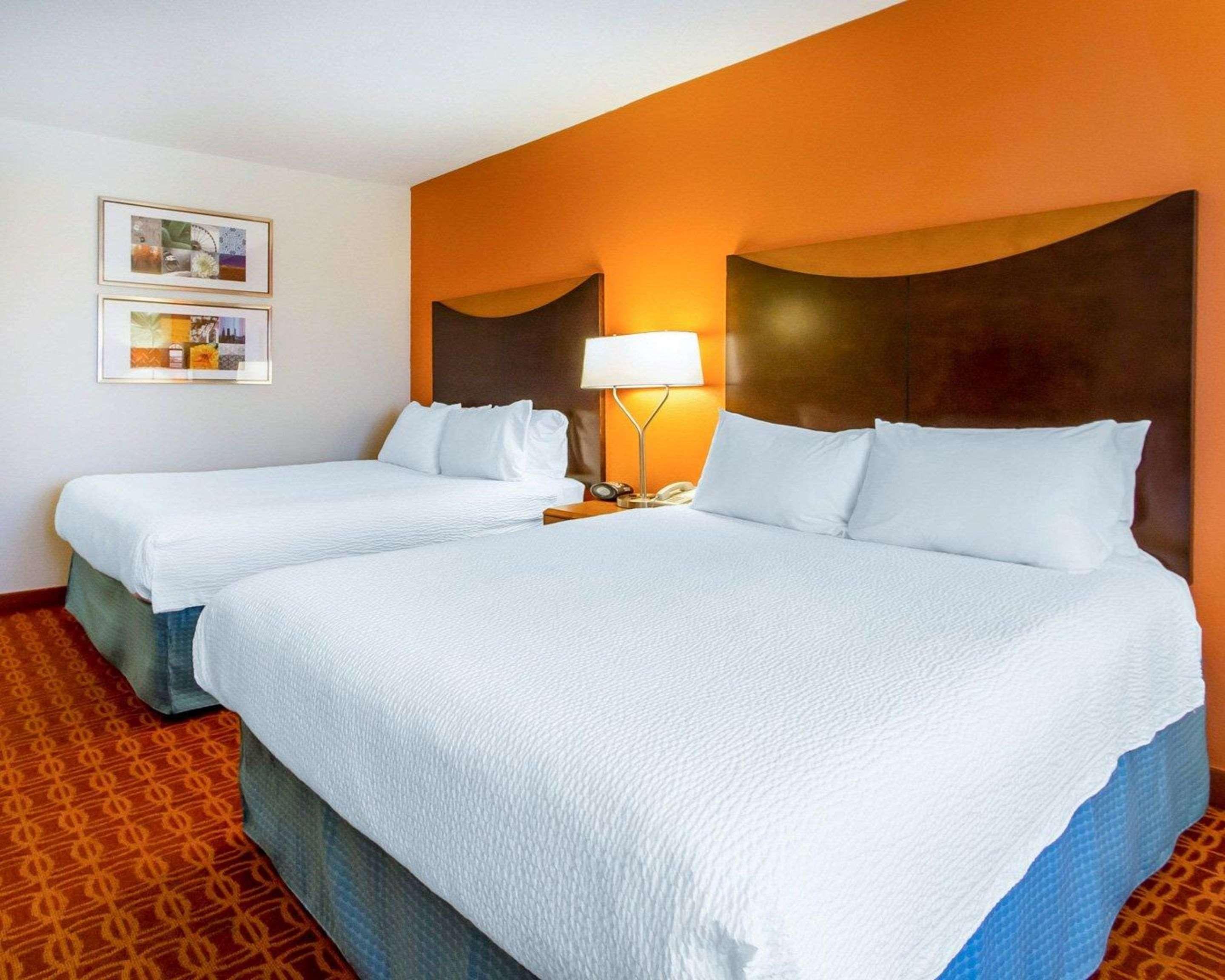Quality Inn & Suites Keokuk North Ngoại thất bức ảnh